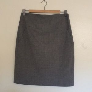 Gray Banana Republic pencil skirt